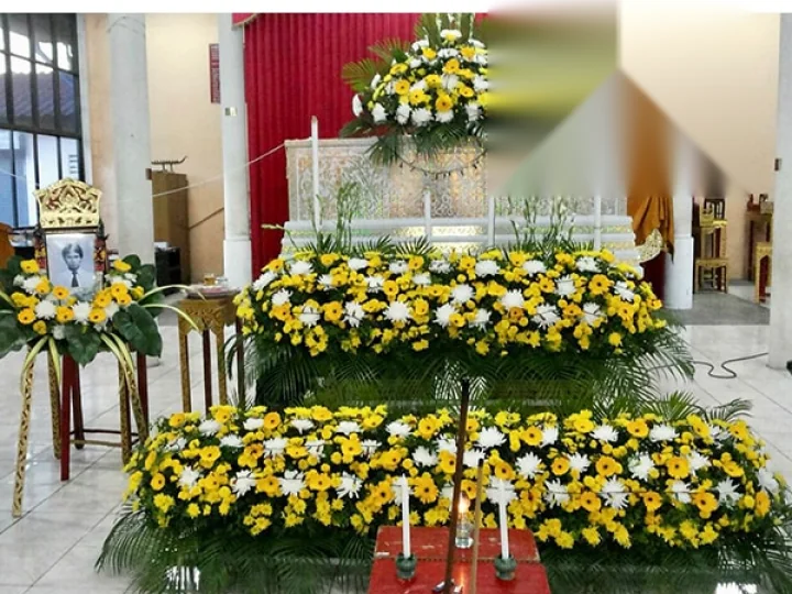 ผลงานจัดดอกไม้งานศพ จริง Funeral Decor