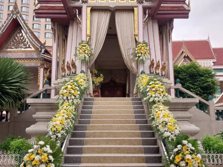 ผลงานดอกไม้ประดับเมรุจริง
