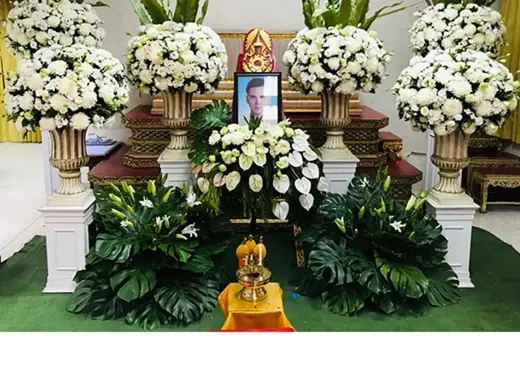 ดอกไม้หน้าโลง ทรายกองดิน มีนบุรี จัดดอกไม้หน้าโลง กรุงเทพ