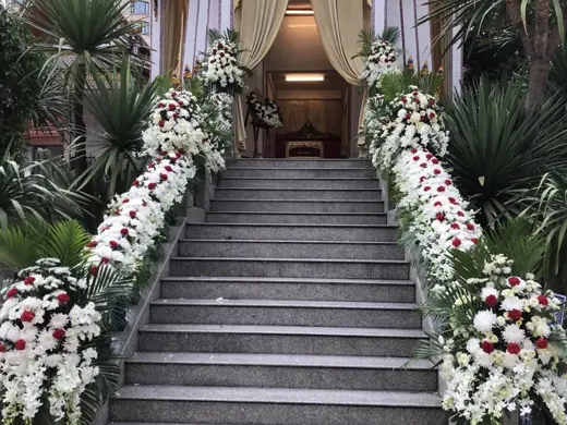 ผลงานจัดดอกไม้หน้าเมรุ จริง Funeral Decor
