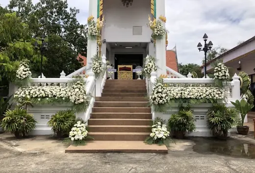 ผลงานจัดดอกไม้หน้าเมรุ จริง Funeral Decor