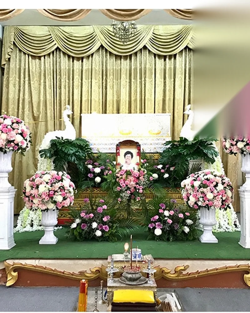 ดอกไม้หน้าศพ ชุดขวัญเรือน ระลึกคุณ จัดดอกไม้งานศพ กรุงเทพ